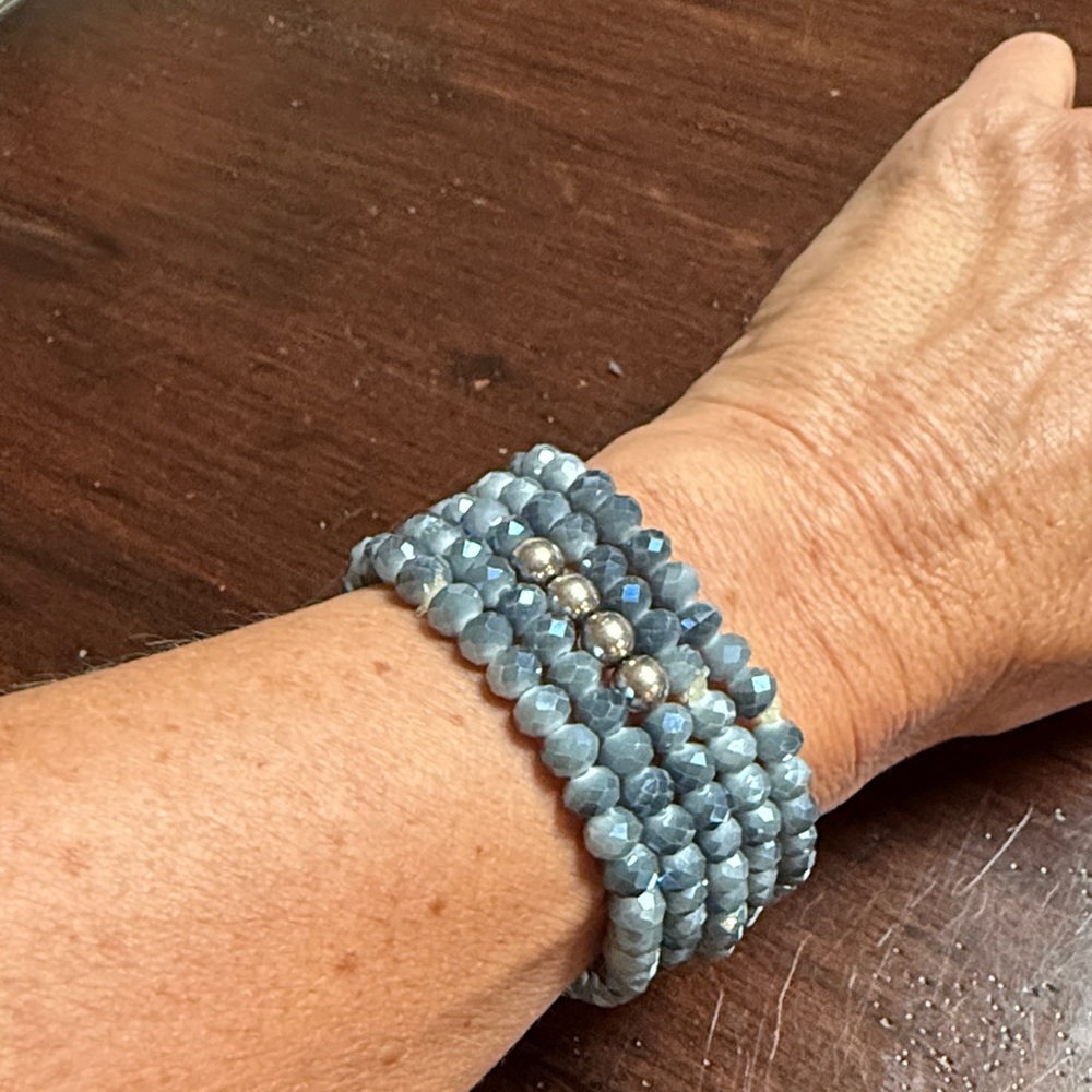 Elegant Blue Beaded Bracelet set
